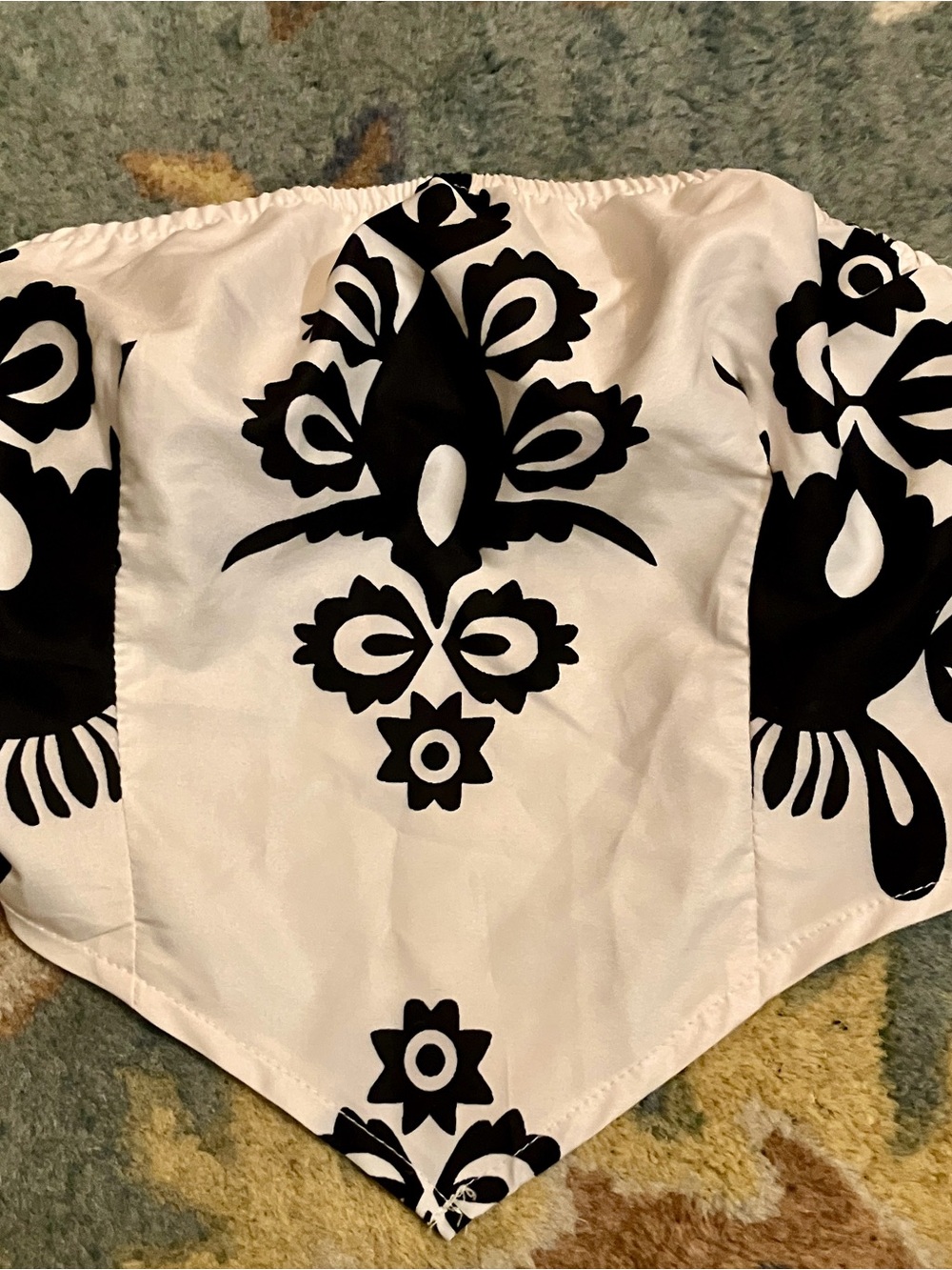SHEIN Black and White Damask-Print Strapless Crop Top